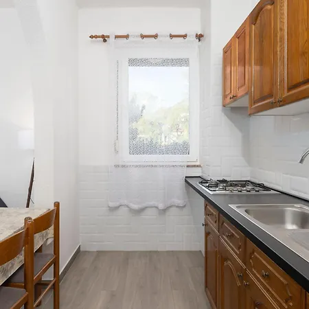 Apartamento Vesela-1 By Interhome *