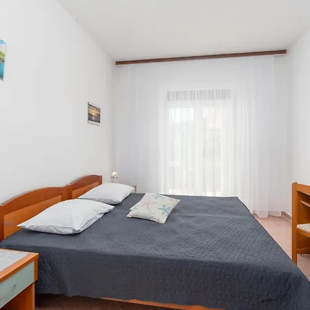 Vesela-1 By Interhome Vir