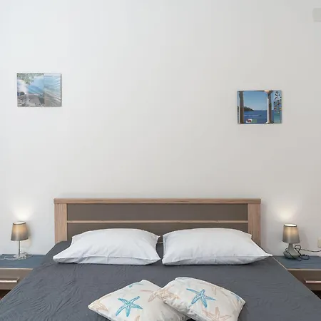 Lejlighed Vesela-1 By Interhome *