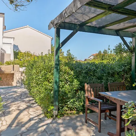 Vesela-1 By Interhome Vir