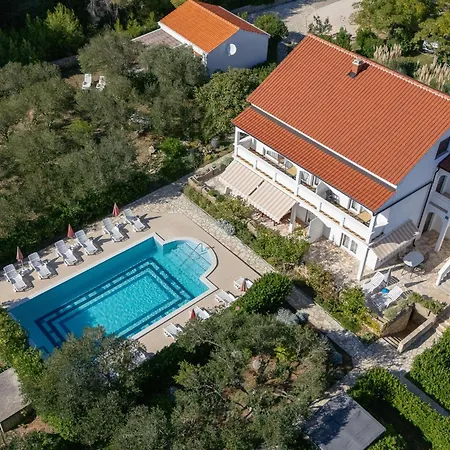 Vesela-1 By Interhome *